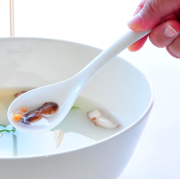 骨瓷勺子.png